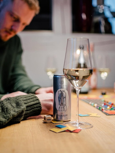 Eins zwei zero riesling puszka Eins zwei zero riesling puszka