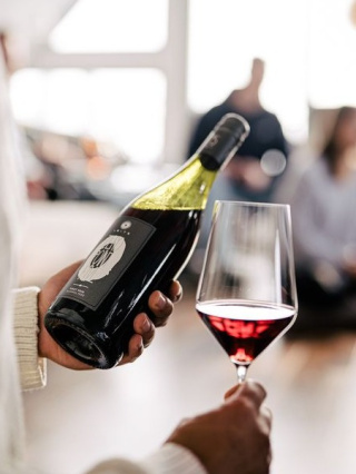LEITZ ZERO POINT FIVE - Bezalkoholowy Pinot Noir